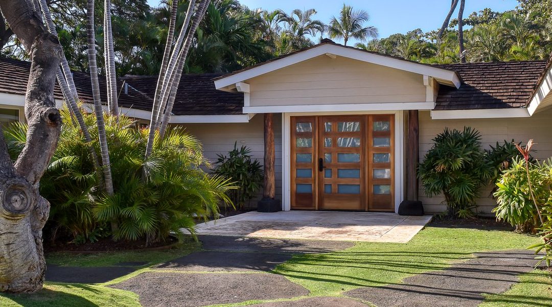 Royal Lahaina Resort & Bungalows