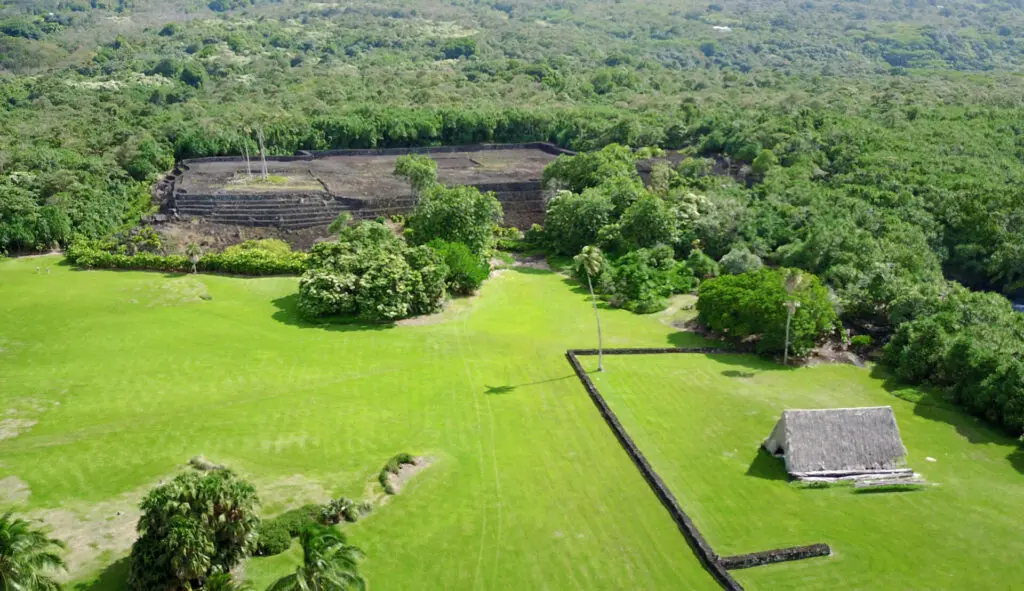 Pi‘ilanihale Heiau is the biggest ancient stone building in Hawai‘i and holds great cultural and spiritual significance. 