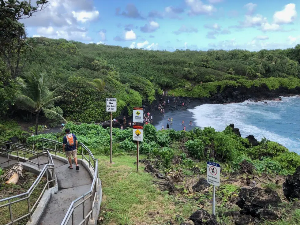 Wai'anapanapa State Park ranks as one of the top attractions along the Road to Hana. It provides breathtaking views in almost every direction with a full 360-degree panorama. Onshore, the green jungle's hills and valleys transition into a striking black basalt lava coastline. 