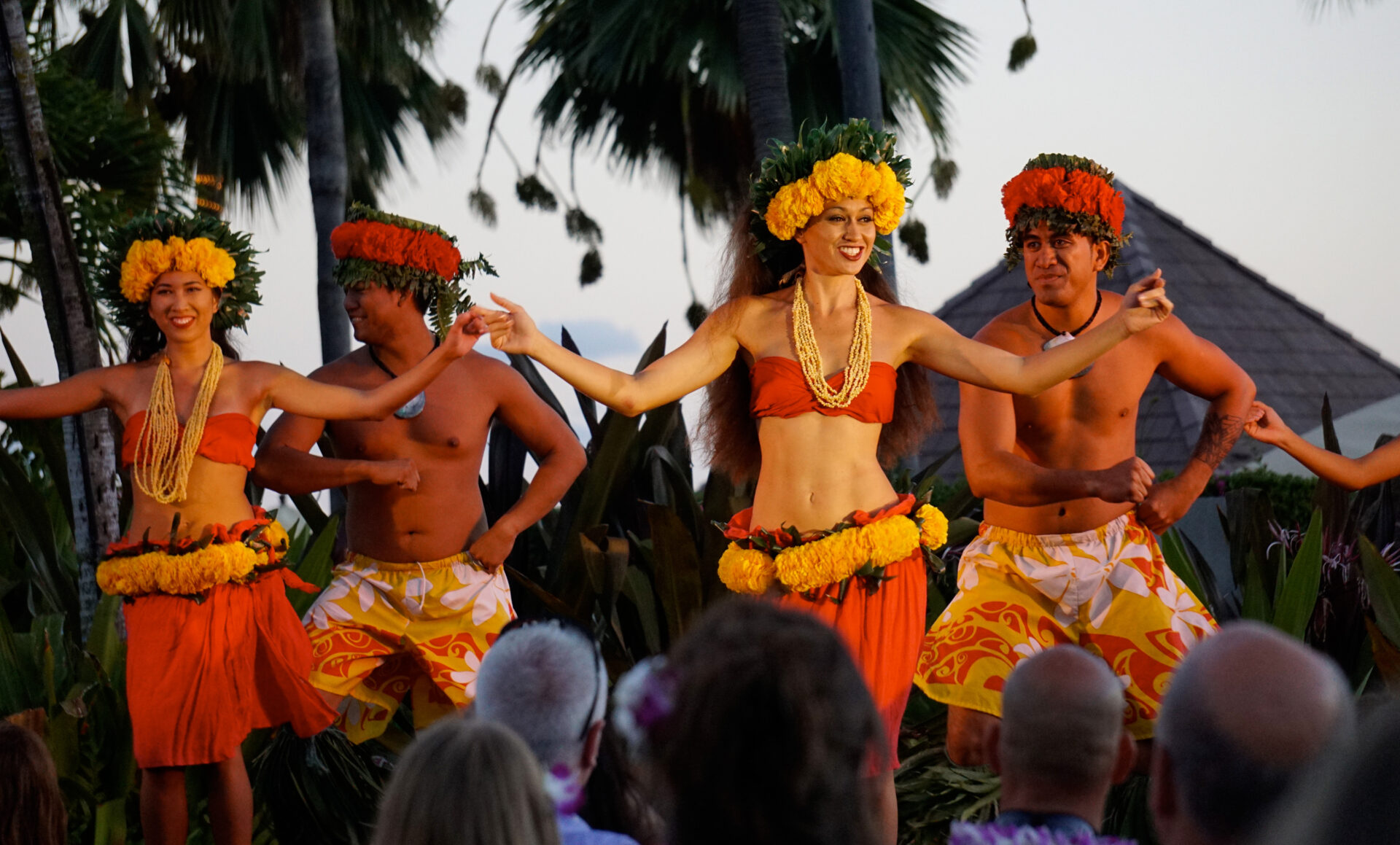 travel guides in hawaii